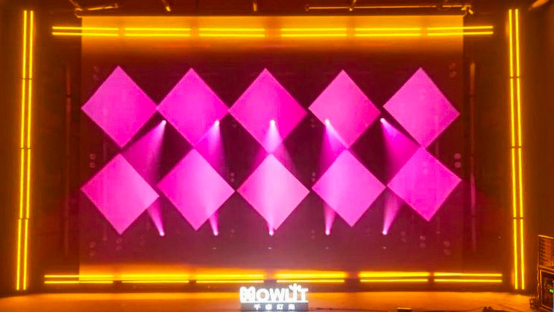 Выставка осветительных приборов NOWLIT Showroom 2024